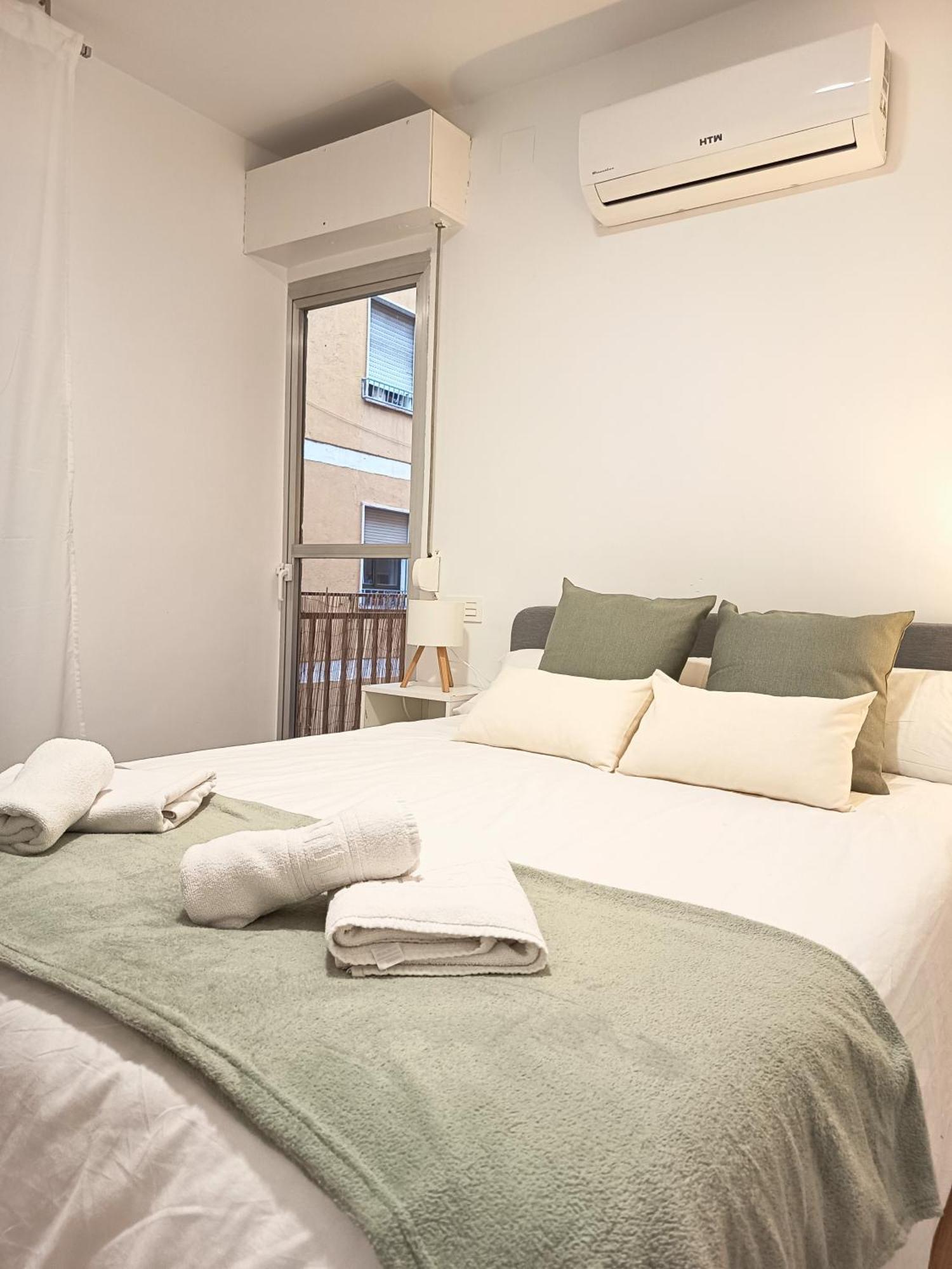Modern Plaza De Toros Apartment With Free Parking 格拉纳达 外观 照片